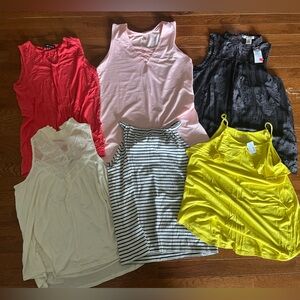 (6) Women’s Size Small Tanks